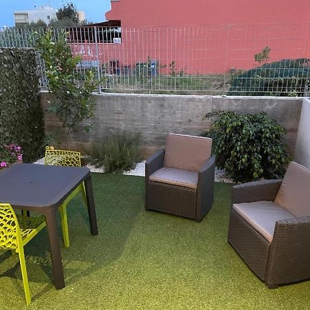 Casa Vacanza Colors Porto Torres Exterior foto