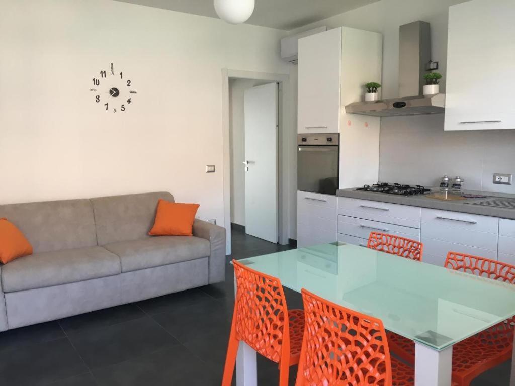 Casa Vacanza Colors Porto Torres Exterior foto