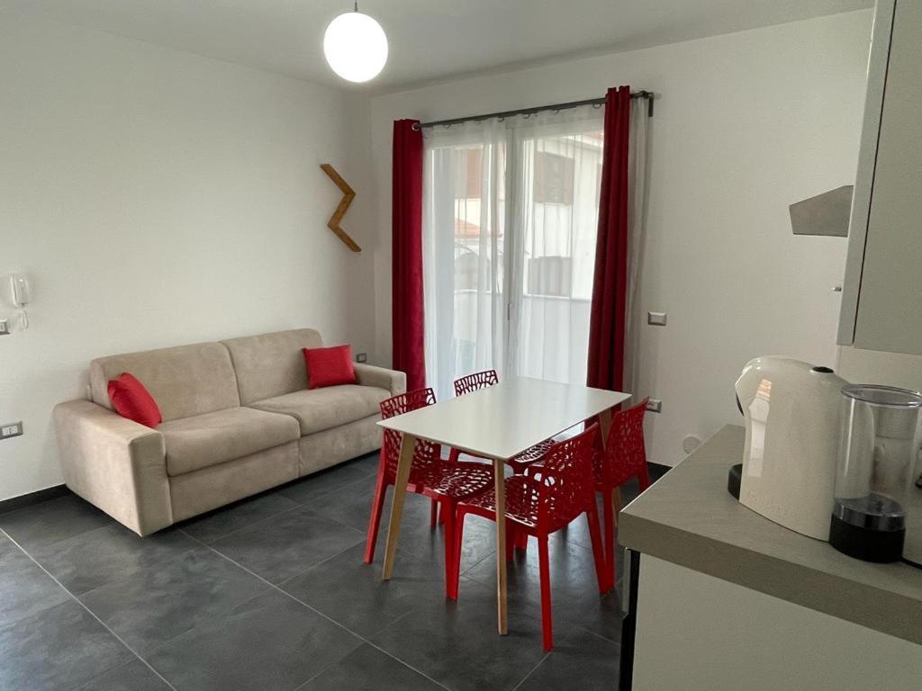 Casa Vacanza Colors Porto Torres Exterior foto