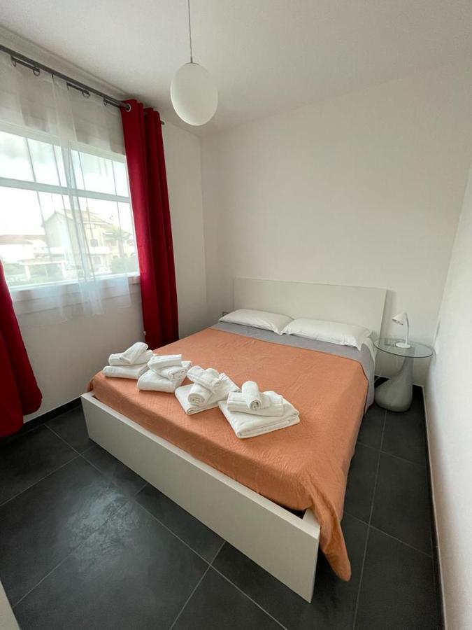 Casa Vacanza Colors Porto Torres Exterior foto